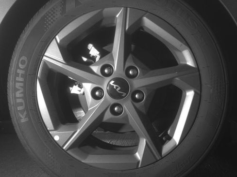 Used 2025 Kia K4 LXS image 15