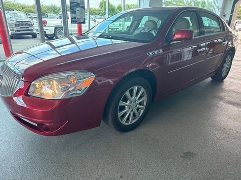 Used 2011 Buick Lucerne CXL w/ Driver Confidence Package FWD image 3