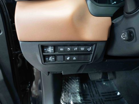 Used 2023 Toyota Tundra 1794 Edition image 11