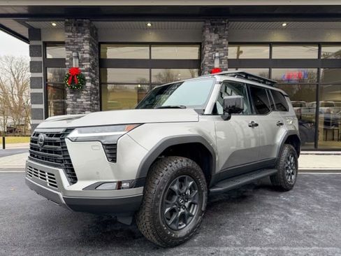 Used 2025 Lexus GX 550 image 24