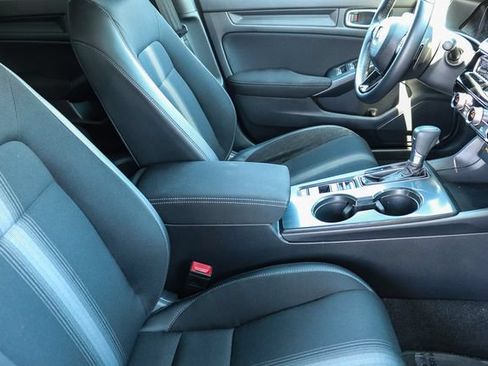 Used 2025 Honda Civic Sport image 18