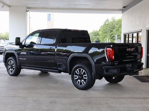 Used 2022 GMC Sierra 2500 AT4 w/ AT4 Preferred Package image 3