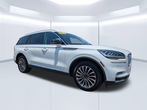 Used 2023 Lincoln Aviator Reserve image 1