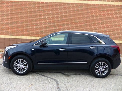 Used 2022 Cadillac XT5 Premium Luxury image 5