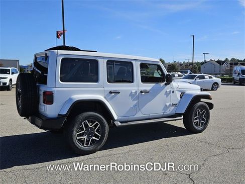 New 2026 Jeep Wrangler Unlimited Sahara image 11