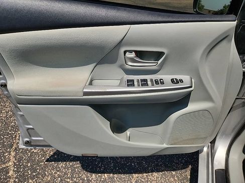 Used 2013 Toyota Prius V Three FWD image 13