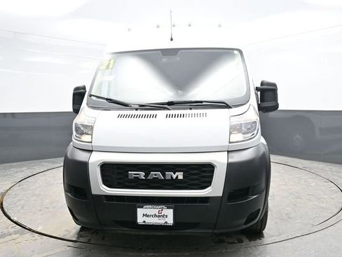 Used 2021 RAM ProMaster 2500 FWD image 2
