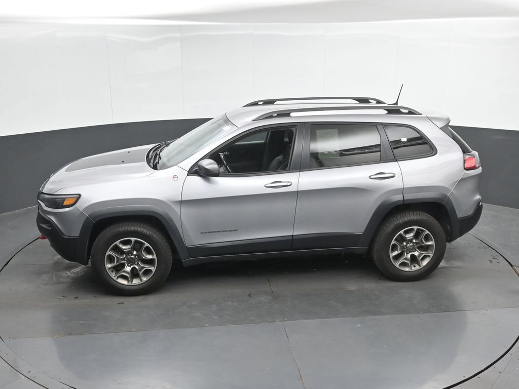 Used 2020 Jeep Cherokee Trailhawk AWD/4WD image 38