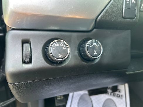 Used 2019 Chevrolet Tahoe LS AWD/4WD image 21