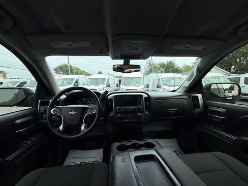 Used 2018 Chevrolet Silverado 1500 LT w/ All Star Edition AWD/4WD image 27