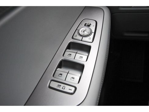 Certified 2025 Hyundai Palisade SEL FWD image 23