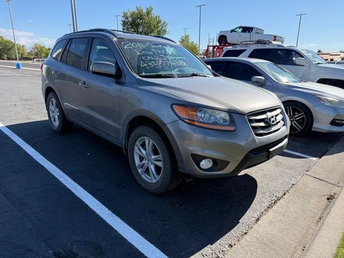 Used 2011 Hyundai Santa Fe SE FWD image 1