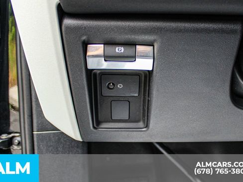 Used 2024 Land Rover Defender 110 S AWD/4WD image 27