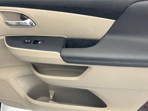 Used 2014 Honda Odyssey Touring image 27