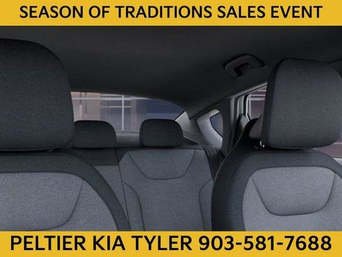 New 2025 Kia K4 LXS image 27