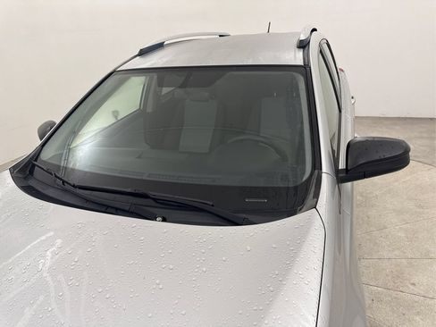 Used 2015 Toyota RAV4 LE FWD image 13