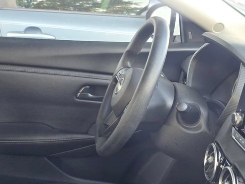 Certified 2025 Nissan Sentra S FWD image 10
