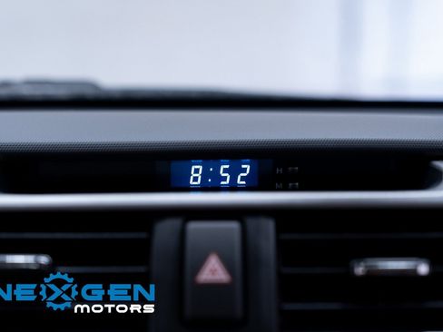 Used 2018 Toyota 4Runner SR5 Premium image 13