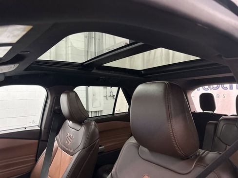 Used 2023 Ford Explorer King Ranch w/ Technology Package AWD/4WD image 38