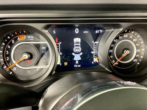 New 2026 Jeep Wrangler Unlimited Sahara AWD/4WD image 23