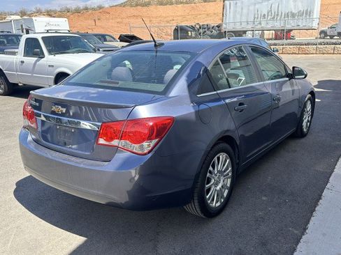 Used 2014 Chevrolet Cruze Eco FWD image 3