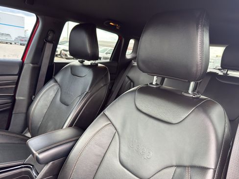 Used 2022 Jeep Compass Limited AWD/4WD image 27