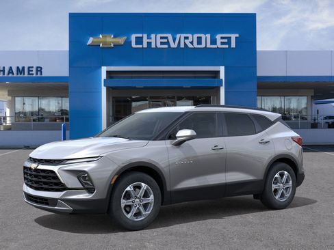 New 2026 Chevrolet Blazer LT image 2