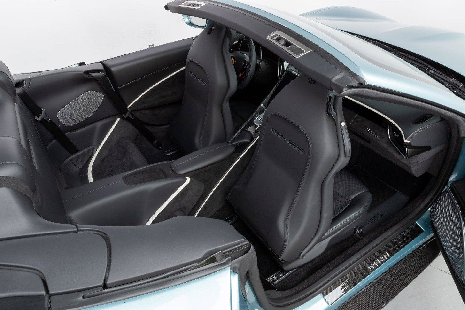 Certified 2024 Ferrari Roma Spider RWD image 40
