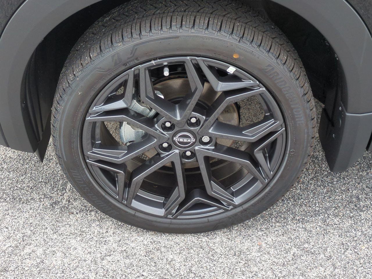 New 2026 Nissan Kicks SR FWD image 11
