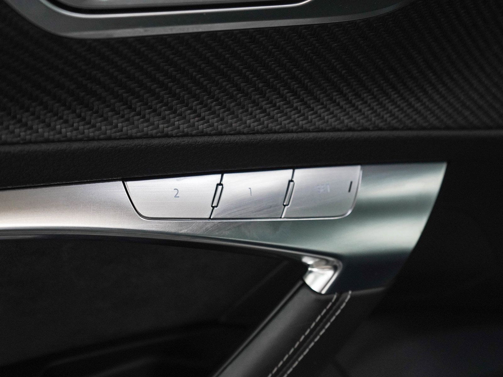 Used 2021 Audi RS 6 AWD/4WD image 23