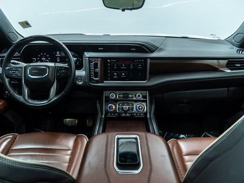 Used 2024 GMC Yukon XL Denali Ultimate image 19