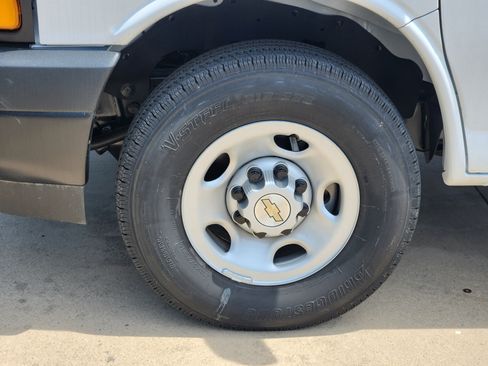 New 2024 Chevrolet Express 2500 w/ Driver Convenience Package image 16