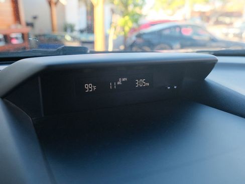 Used 2023 Subaru Forester image 19