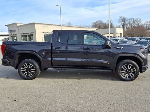 Certified 2022 GMC Sierra 1500 AT4 w/ AT4 Premium Package image 26