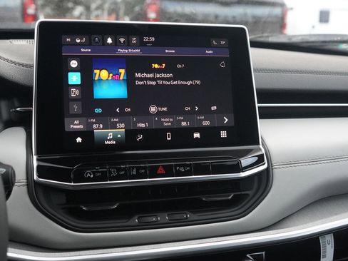 New 2026 Jeep Compass Limited image 21