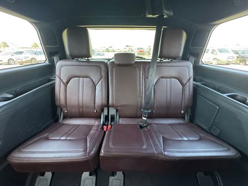Used 2024 Ford Expedition Limited AWD/4WD image 33
