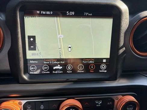 Used 2021 Jeep Gladiator Mojave AWD/4WD image 18