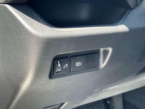 Used 2024 Toyota RAV4 LE FWD image 30