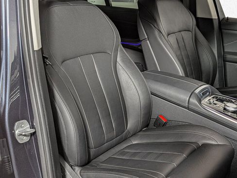 Used 2020 BMW X7 xDrive40i w/ Premium Package image 27