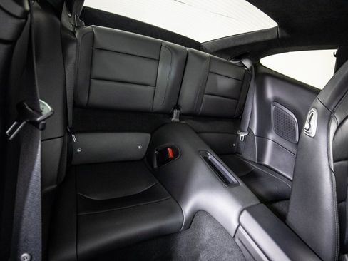 Used 2015 Porsche 911 Carrera image 12