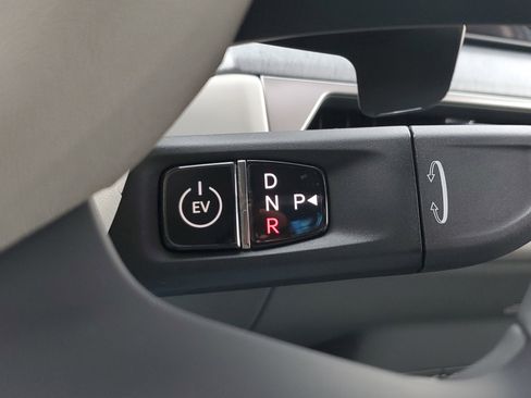 New 2026 Kia EV9 Wind image 30