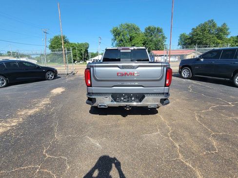 Used 2021 GMC Sierra 1500 SLT w/ SLT Premium Package AWD/4WD image 7