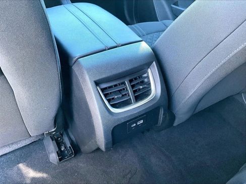 Used 2021 Chevrolet Blazer LT image 22