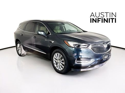 Used 2020 Buick Enclave Essence w/ Sound and Sites Package image 1
