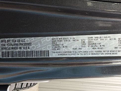 Used 2024 Jeep Wrangler Unlimited w/ Convenience Group AWD/4WD image 38