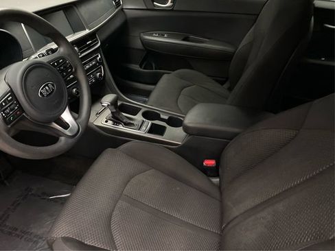 Used 2018 Kia Optima LX w/ 17" Alloy Wheels Package FWD image 10