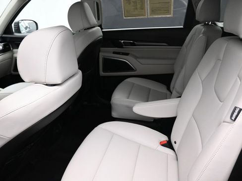 Used 2024 Kia Telluride S w/ S Sunroof Package AWD/4WD image 9