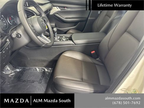 New 2026 MAZDA MAZDA3 2.5 S Hatchback w/ Premium Pkg FWD image 10