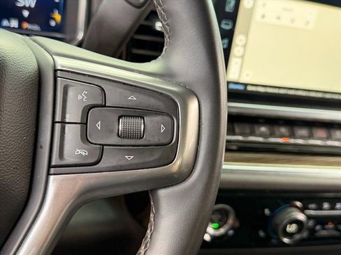 Used 2023 Chevrolet Silverado 1500 LT image 16