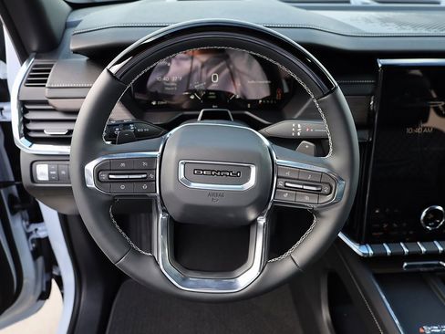 New 2026 GMC Acadia Denali image 13